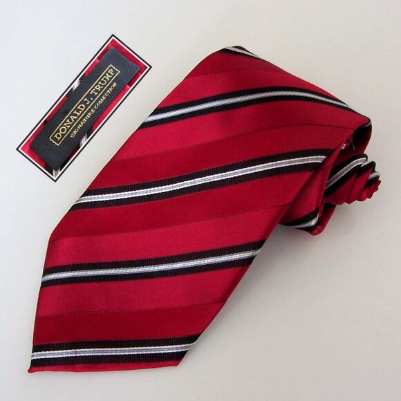 Donald Trump Men DONALD J. TRUMP Signature Collection gold bar striped silk tie